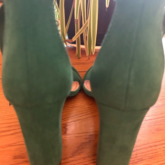 💚 Green 2.5 inch heel Bamboo shoes size 11 💚 - Picture 3 of 6